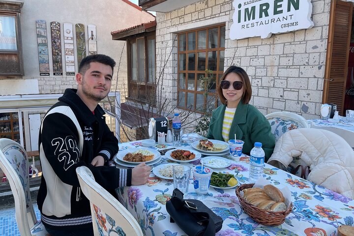 Alaçatı og Çeşme Chill Tour: Vibes, gater og snapshots