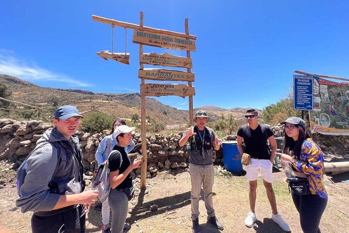 Türkisfarbenes Wasser von Millpu + Wasserfälle und Landschaften – Ayacucho