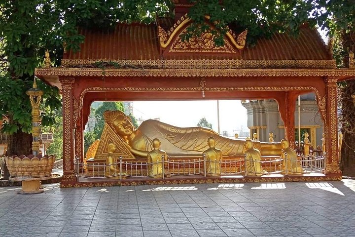 Visite d'une journée complète de la ville de Sihanoukville avec transport et guide anglophone