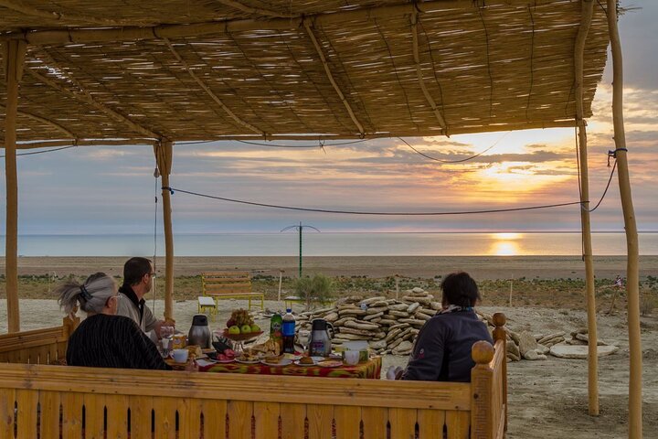 Tour privado de 2 días en 4x4 Muynak, mar de Aral y meseta de Usturt Nukus Uzbekistán