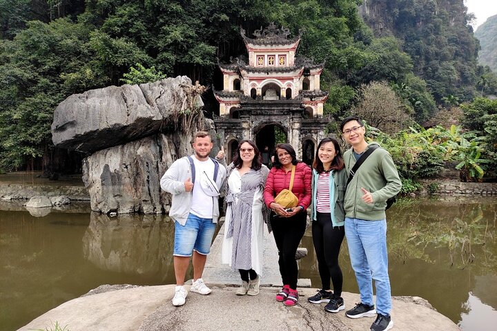 Ninh Binh Day Trip from Hanoi with Tam Coc Boat Ride