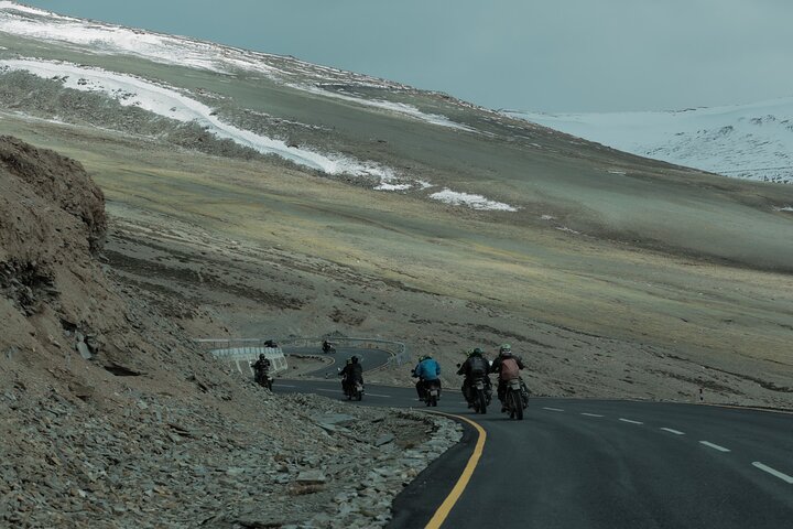 Tour de motos Leh Ladakh - 7 dias de emoção final