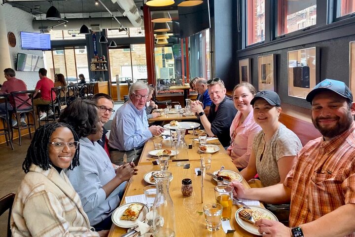 Cincy Brunch historia och spårvagnstur med Riverside Food Tours