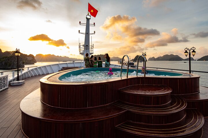 2 - Dag luksus Halong & Lan Ha Bay Aspira Cruise fra Hanoi