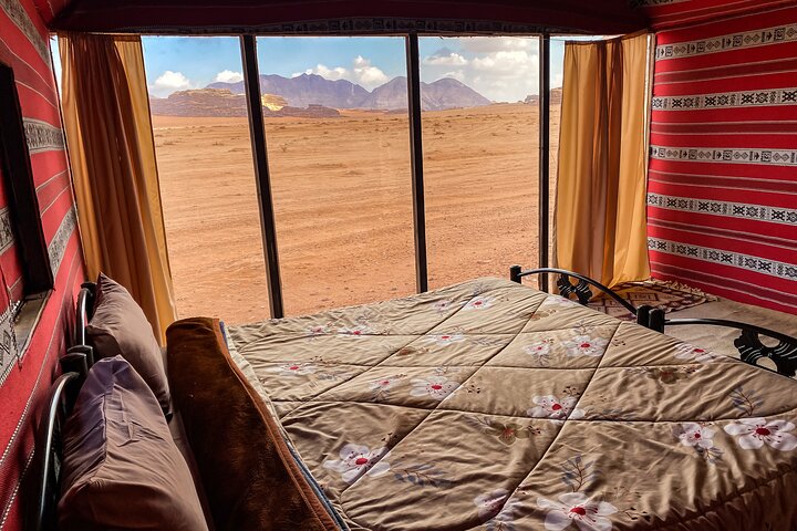 Excursion d'une journée en jeep dans le désert de Wadi Rum