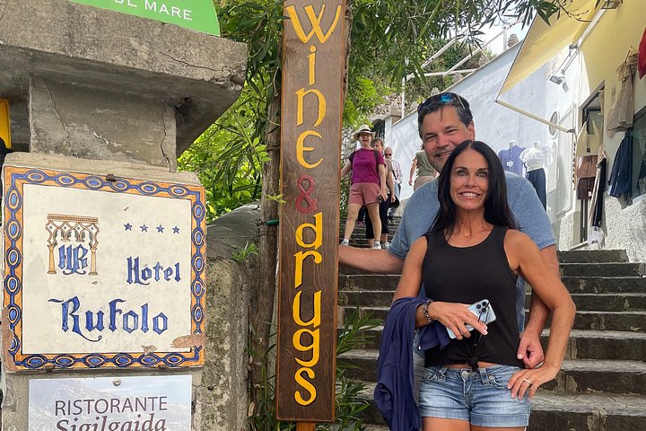 Autentisk Vespa Tour af Amalfikysten Positano og Ravello besøg