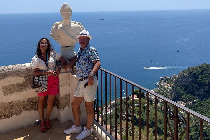 Autentisk Vespa Tour af Amalfikysten Positano og Ravello besøg