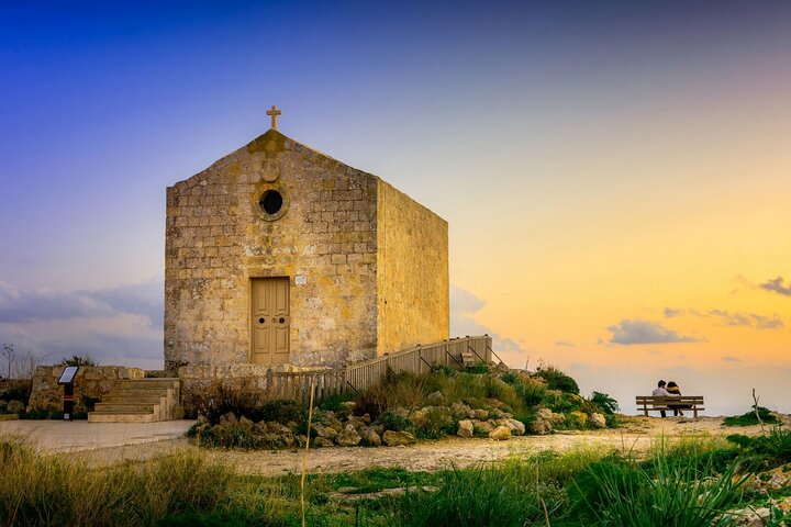 Mdina, Dingli Cliffs and San Anton Gardens Half-Day Guided Tour