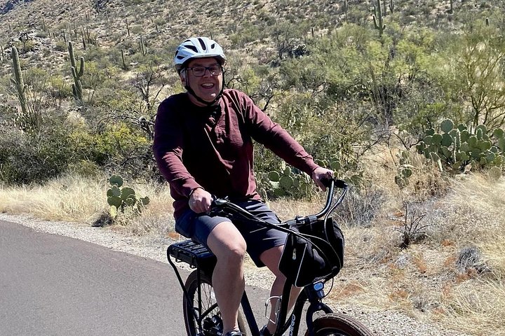 Tour in bici elettrica del Parco nazionale del Saguaro est