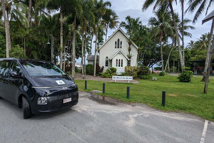 Trasferimenti privati dall'aeroporto di Cairns al porto Douglas di sola andata