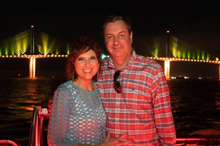 Insel Sonnenuntergang und Skyway Lichtshow - 3 Stunden Bootsfahrt in St. Pete