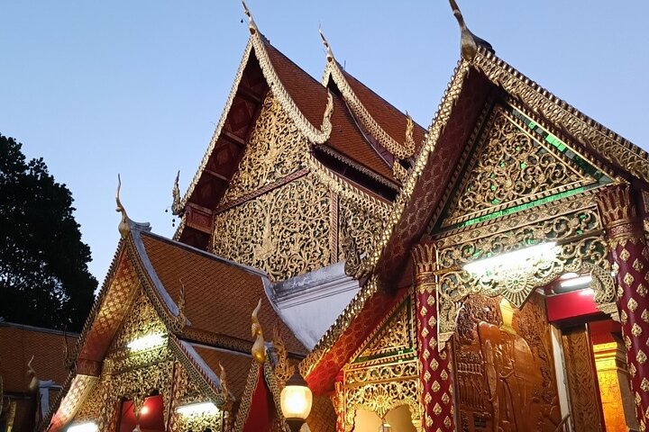 Chiang Mai - Tempio Doi Suthep ed escursione al Wat Pha Lat