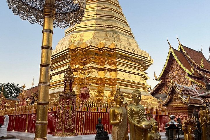 Chiang Mai - Tempio Doi Suthep ed escursione al Wat Pha Lat