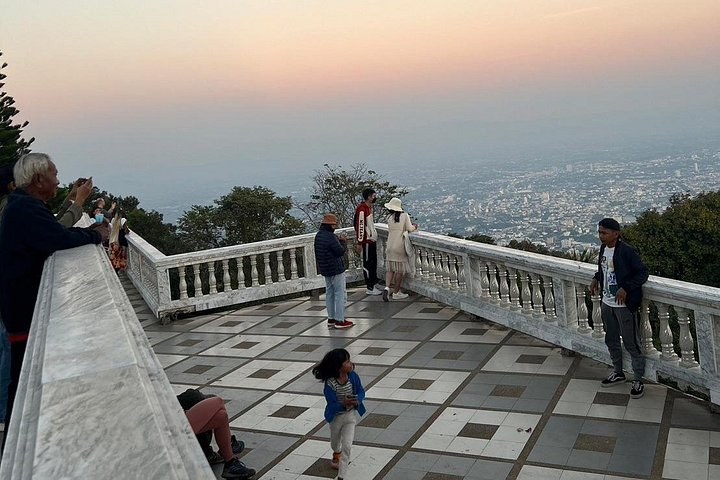 Chiang Mai - Tempio Doi Suthep ed escursione al Wat Pha Lat