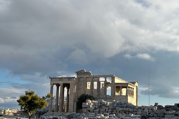 Tour privato di lusso di 3 ore di luci e viste della città di Atene di notte