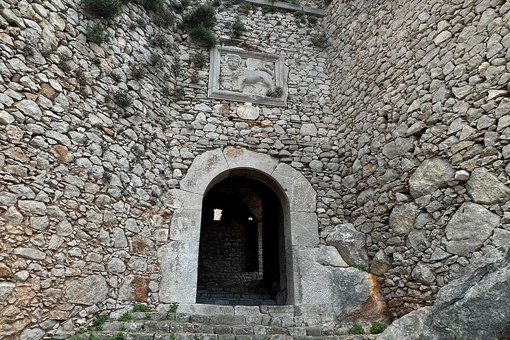 Volledige dag Mycene Epidaurus Nafplio Isthmus Canal Luxe Tour