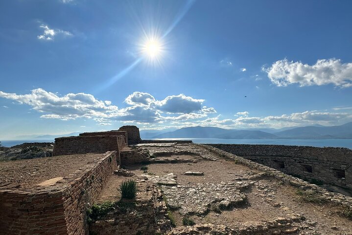 Volledige dag Mycene Epidaurus Nafplio Isthmus Canal Luxe Tour