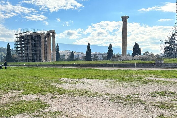 Tour privato di lusso di 3 ore di luci e viste della città di Atene di notte