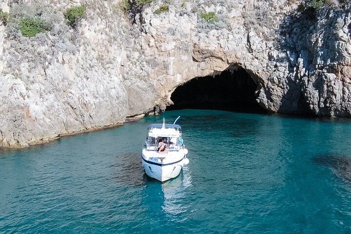 Visite privée VIP de la grotte bleue