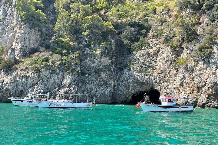 Visite privée VIP de la grotte bleue