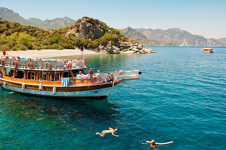 Marmaris All-inclusive bådtur: Frokost og ubegrænsede drikkevarer