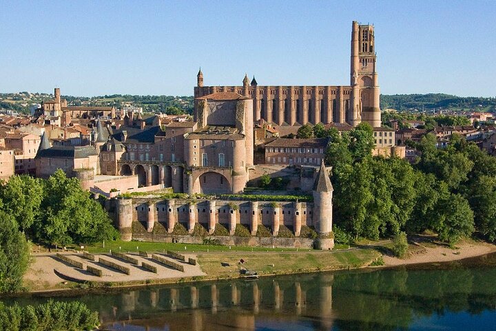 Toulouse : Excursión de un día a Albi y Cordes/Ciel con audioguías