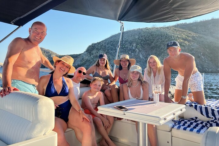 Privéjachtcharter van een hele dag op onze Pershing 40 in Saint Tropez