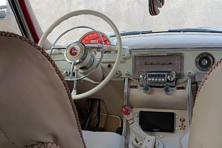 Retro KGB Tour: A Volga 21 Adventure in Yerevan's Soviet Past with photography