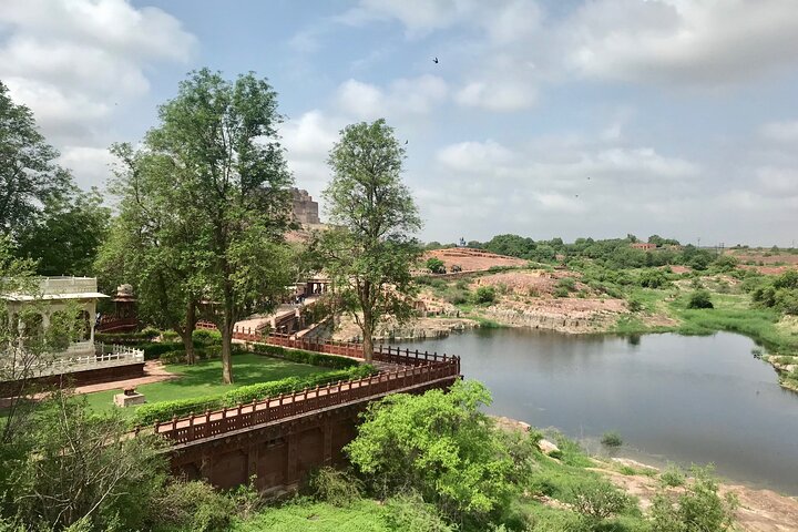 Jodhpur Blue City met Mehrangard Fort Hotel Pickup en Drop