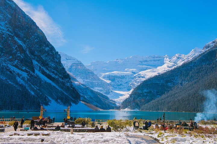 Utforsk Moraine Lake og Lake Louise - en halvdagstur