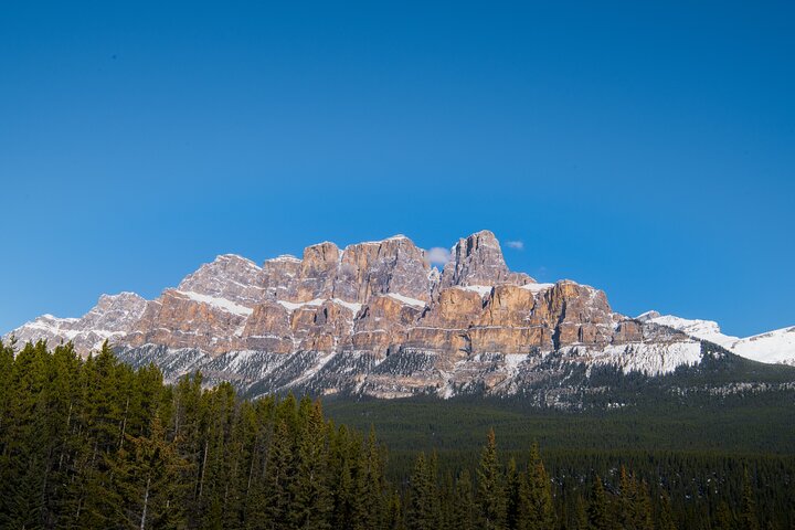 Utforsk Moraine Lake og Lake Louise - en halvdagstur
