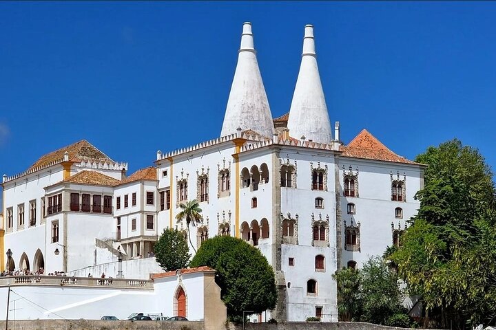 Sintra Private Tour med billetter: Pena Palace & Moorish Castle