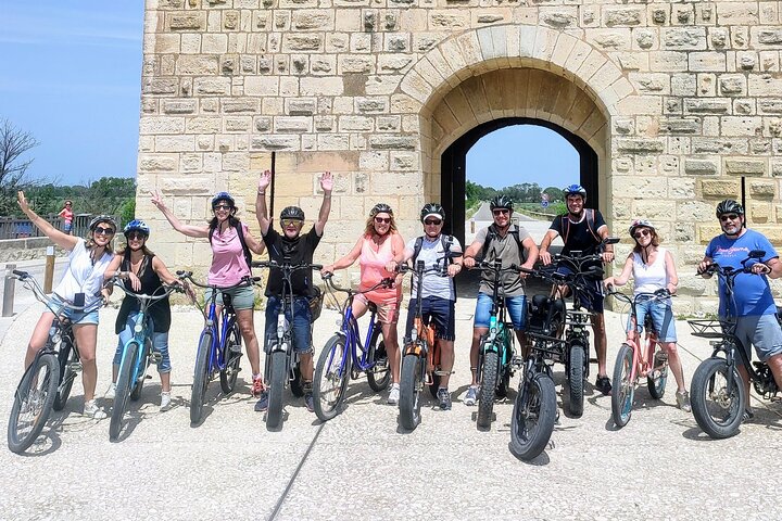 Feliz passeio pela Camargue, visita, passeio, excursão de bicicleta elétrica