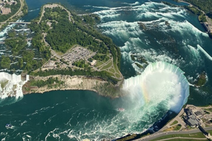 Dagstur till Niagarafallen inkluderar båtkryssning, vingårdsstopp och lunch