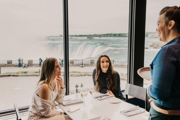 Dagstur till Niagarafallen inkluderar båtkryssning, vingårdsstopp och lunch