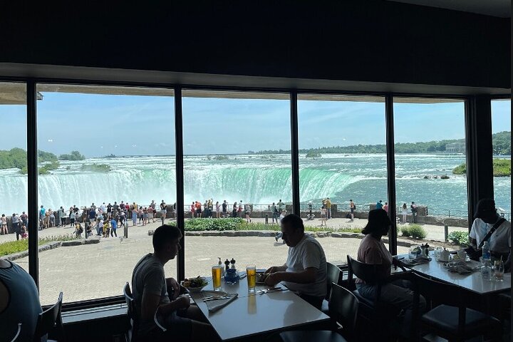 Dagstur till Niagarafallen inkluderar båtkryssning, vingårdsstopp och lunch