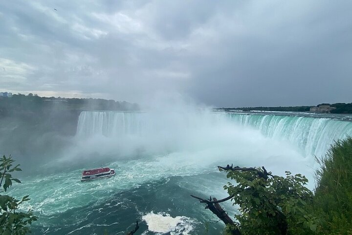 Dagstur till Niagarafallen inkluderar båtkryssning, vingårdsstopp och lunch