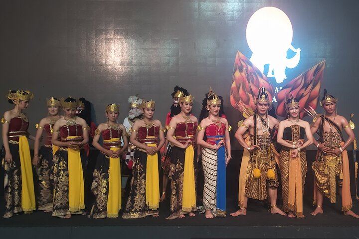 Ascension de Borobudur au sommet, temple de Prambanan et ballet Ramayana