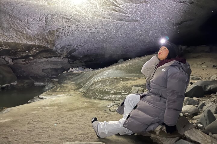 Avventura nella Grotta di Ghiaccio del Ghiacciaio Castner da Fairbanks