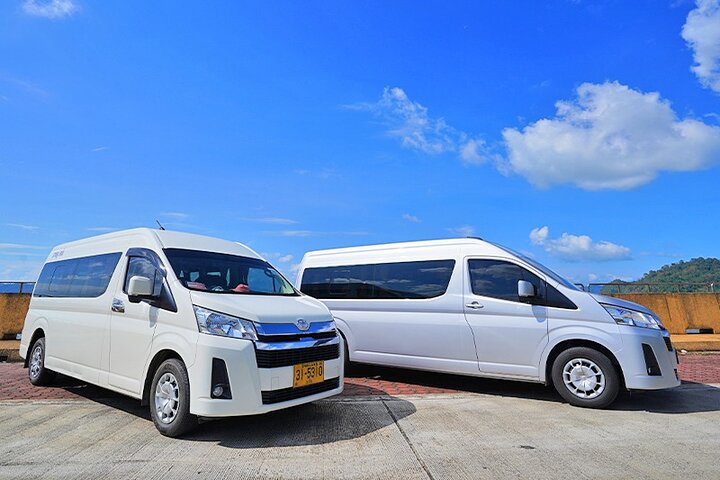 Private Hatyai Airport Transfer naar Pak Bara Pier door Van