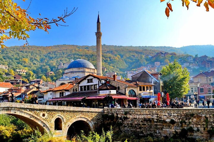 Excursión de un día a Kosovo desde Tirana, Pristina y Prizren