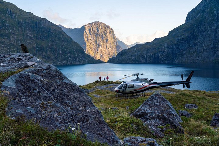 Sutherland Falls Helicopter Scenic Flight från Milford Sound
