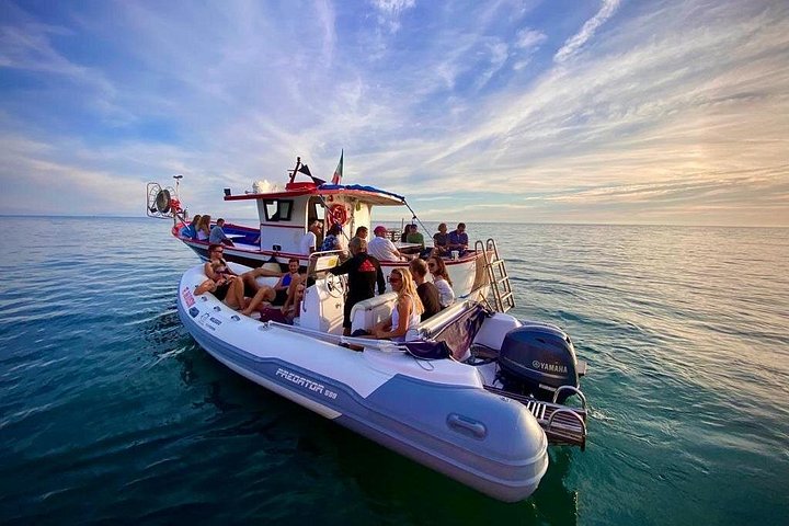 Paseo en barco privado VIP de un día a Gaeta y Sperlonga