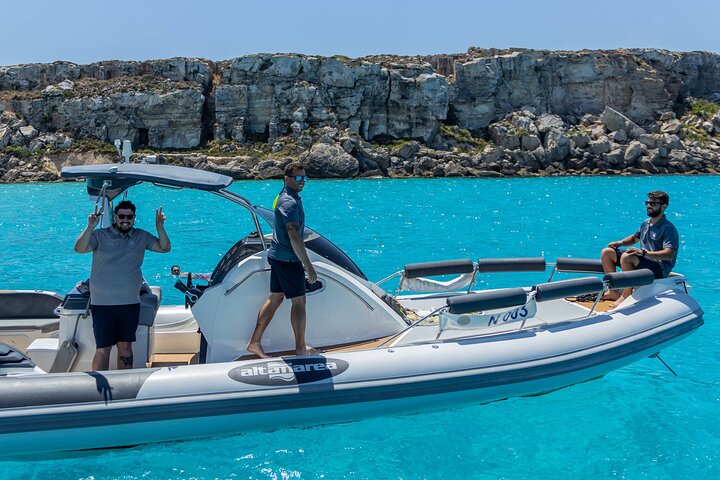 Bådtur Egadi Day opdag Favignana og Levanzo fra Trapani