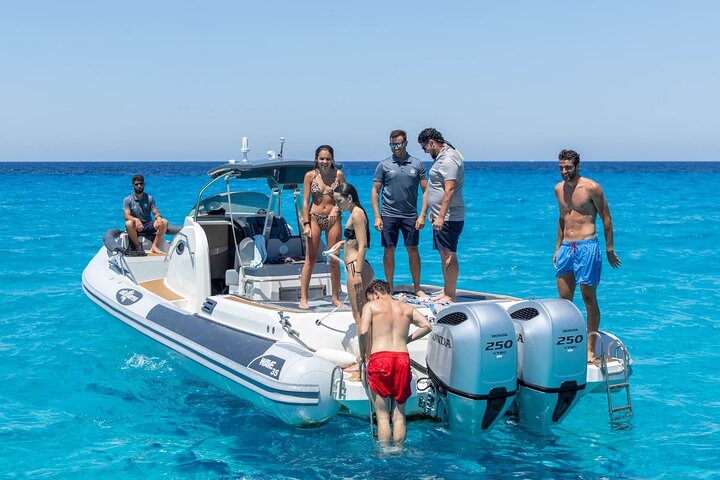 Bådtur Egadi Day opdag Favignana og Levanzo fra Trapani