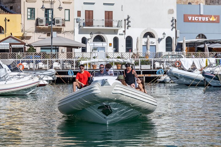 Passeio de barco de 8 horas de Castellammare del Golfo a San Vito Lo Capo