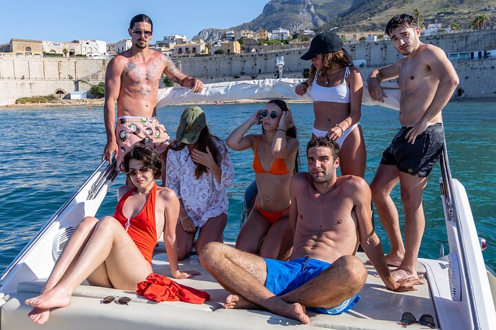 Passeio de barco de 8 horas de Castellammare del Golfo a San Vito Lo Capo