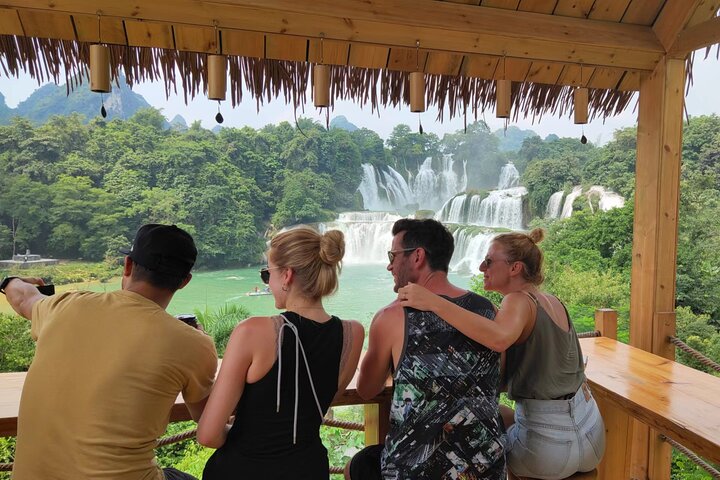 2-tägige private Tour zum Detian-Wasserfall und Mingshi von Nanning