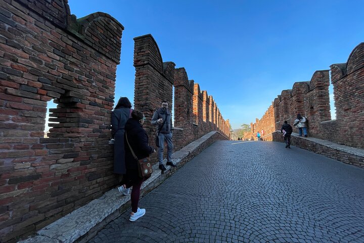 Verona: Tur med arena, kabelbil og valgfrie Juliet billetter