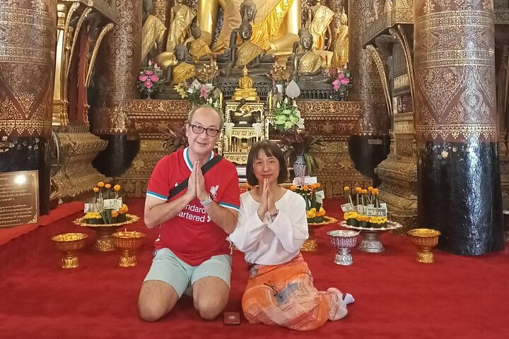 Small Group Half Day Luang Prabang city tour
